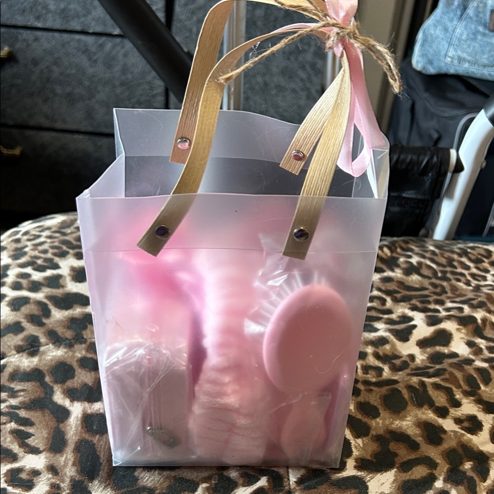 Pink Spa Gift Set in Frosted Tote with Ribbon